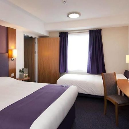 Premier Inn Γκρίνοκ Εξωτερικό φωτογραφία