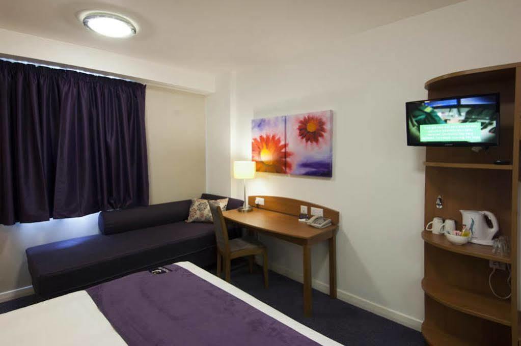 Premier Inn Γκρίνοκ Εξωτερικό φωτογραφία