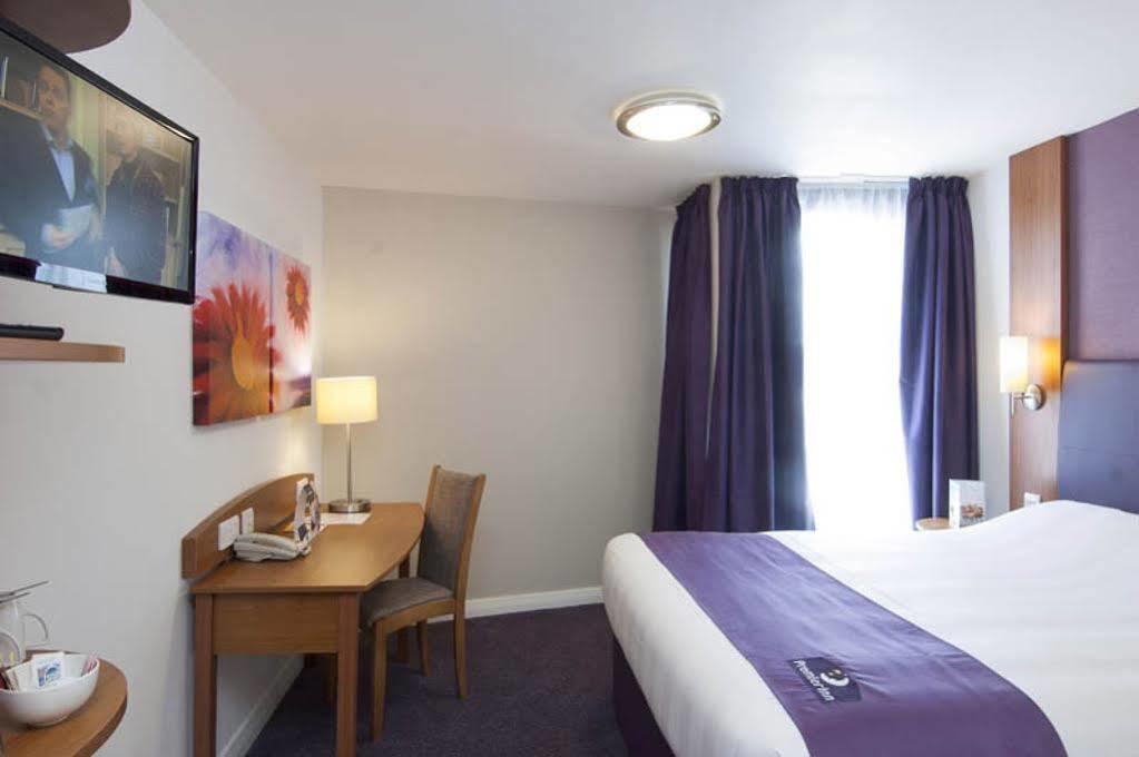 Premier Inn Γκρίνοκ Εξωτερικό φωτογραφία
